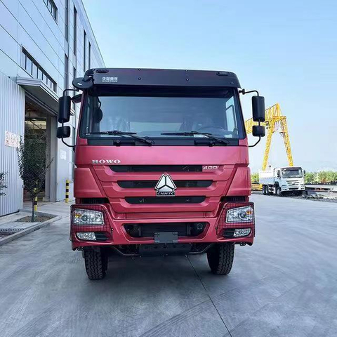 Camions-bennes Howo 8x4 d'occasion &agrave; vendre 