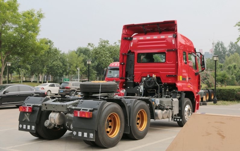 371HP 6X4 Prime Mover Sinotruk HOWO Сверхмощные тягачи с прицепной головкой
