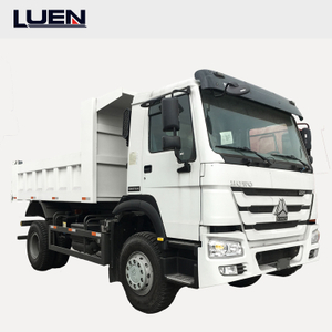 Camion-benne &eacute;lectrique &agrave; gravier &agrave; trois essieux