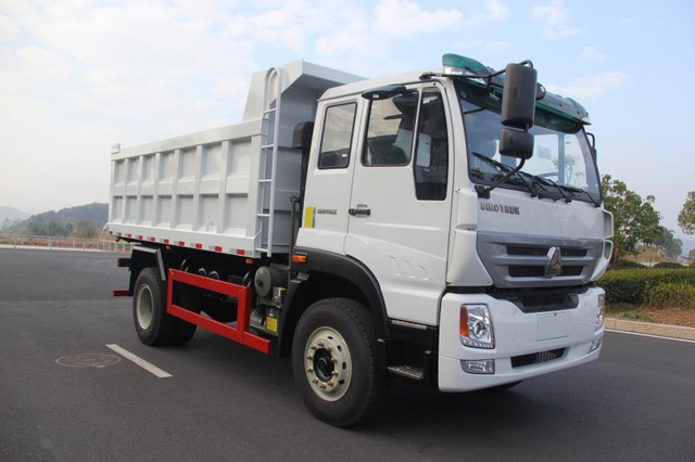 Nuevo cami&oacute;n volquete resistente 371hp de Sinotruk howo 6X4 a la venta